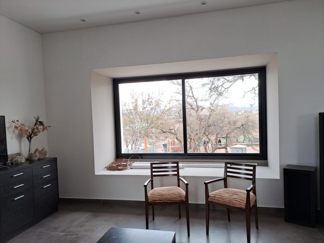 Espectacular Casa de 3 Dormitorios en el Exclusivo Barrio el Terron
