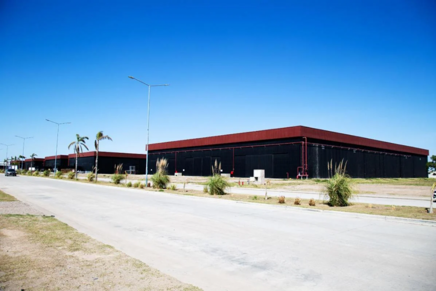 GALPON EN ALQUILER - POLO 52 - 1000 y 1500 m2