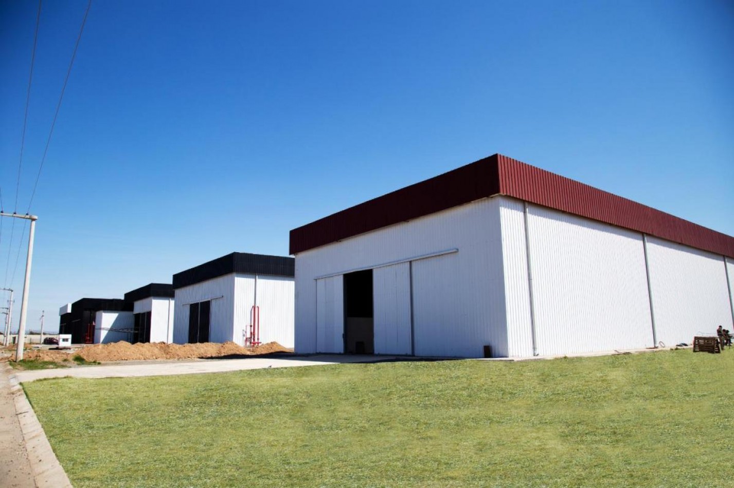 GALPON EN ALQUILER - POLO 52 - 1000 y 1500 m2