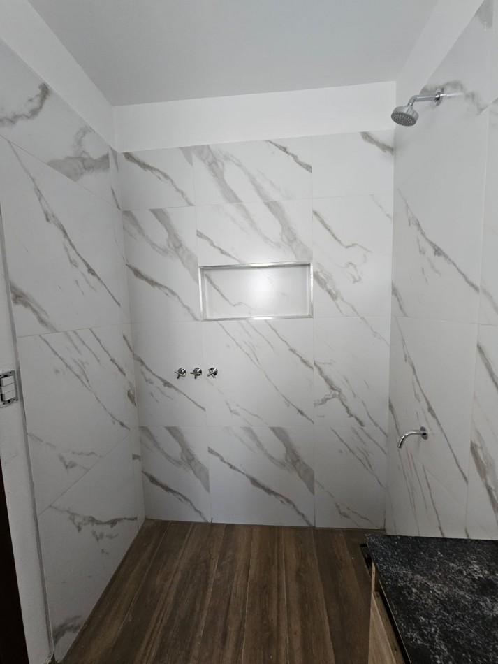 DUPLEX EN HOUSING 3 DORM 3 BAÑOS COCHERA DOBLE PARALELA