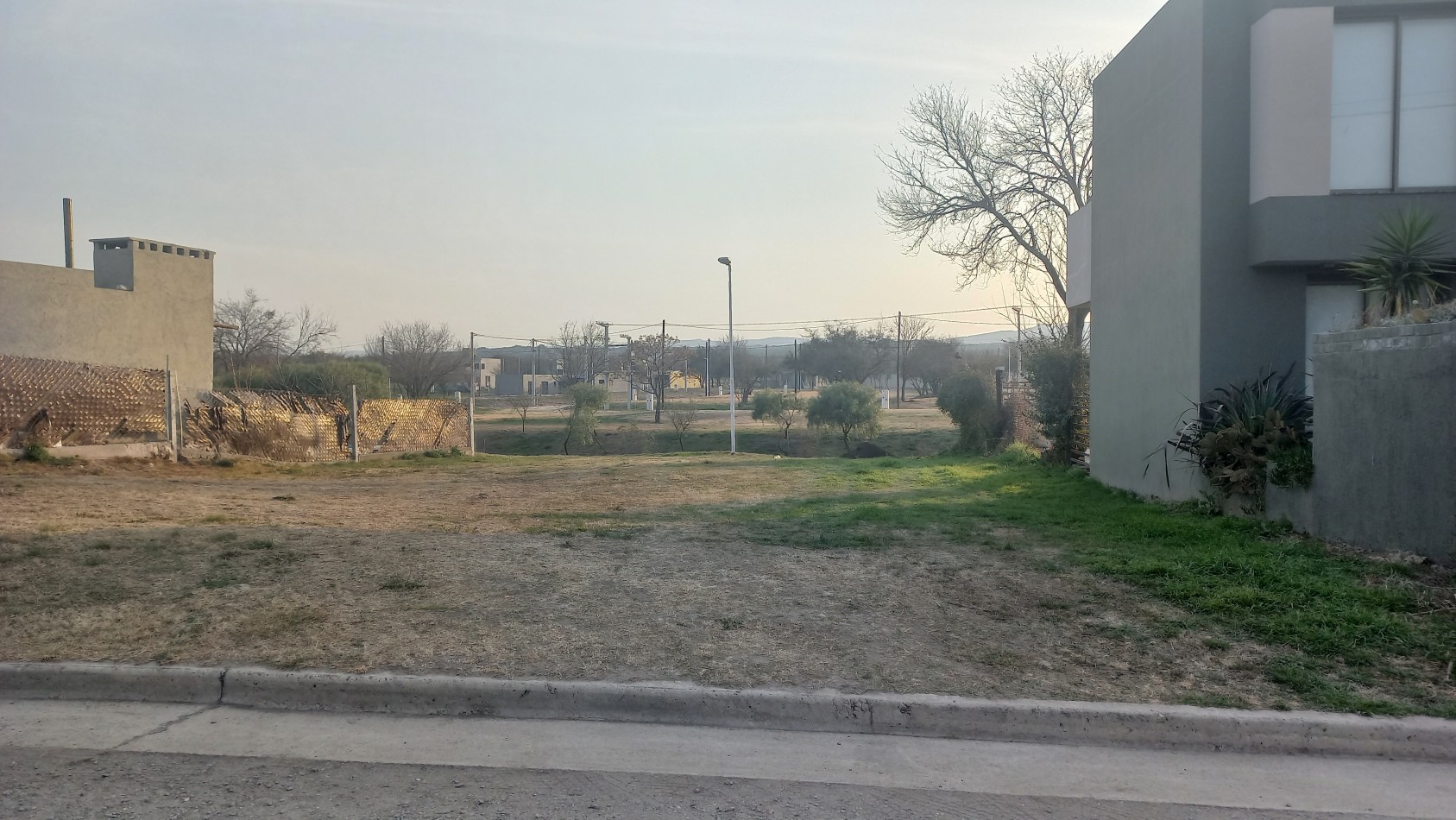 Lote tejas 4, fondo Espacio verde - 1era Etapa