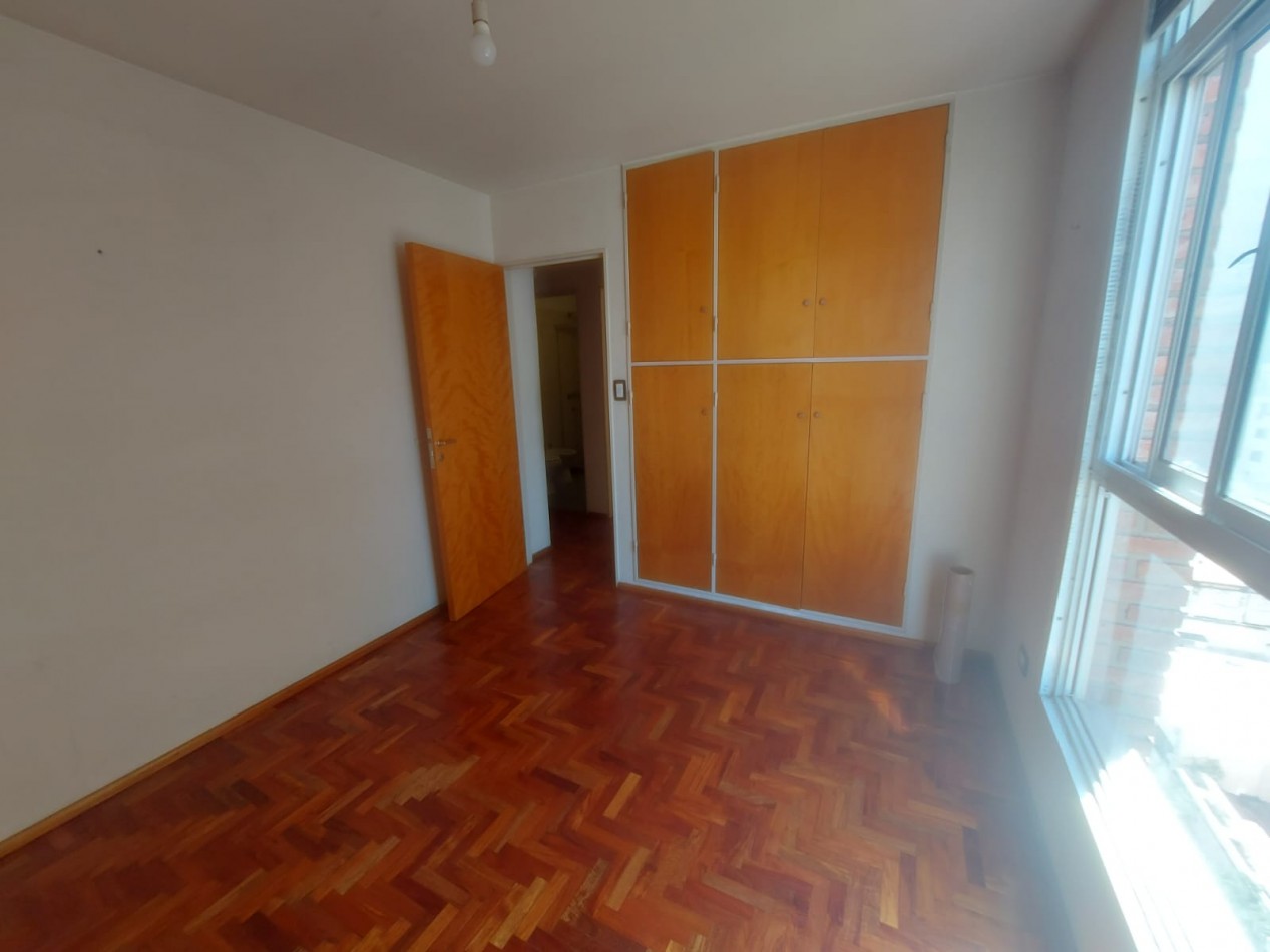 SEMIPISO de 2 Dorm sobre Bv San Juan // Fantastica ubicacion