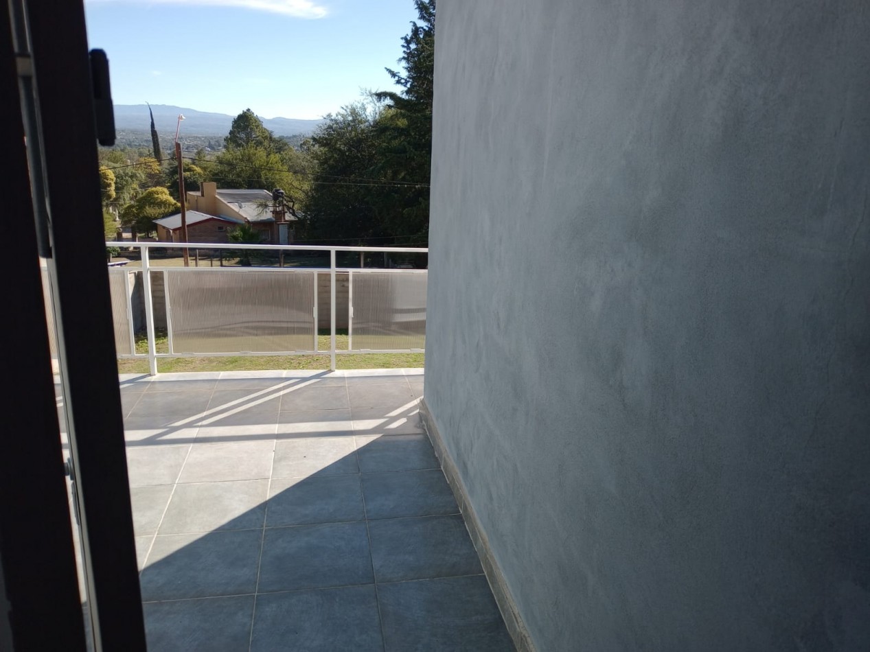 Hermosa Casa en Bialet Masse a 500 metros de la Ruta E55!