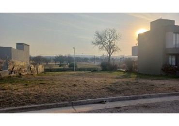 Lote tejas 4, fondo Espacio verde - 1era Etapa